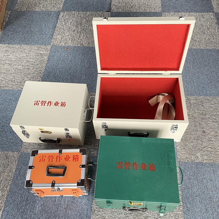 会东爆破工程作业箱如何选择？玻璃钢与传统材质的全面对比
